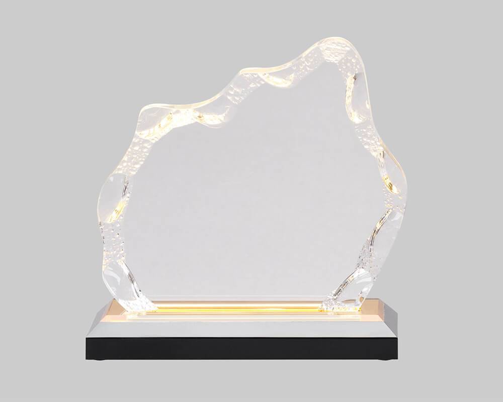Custom Awards Are the Best Way Of Appreciation