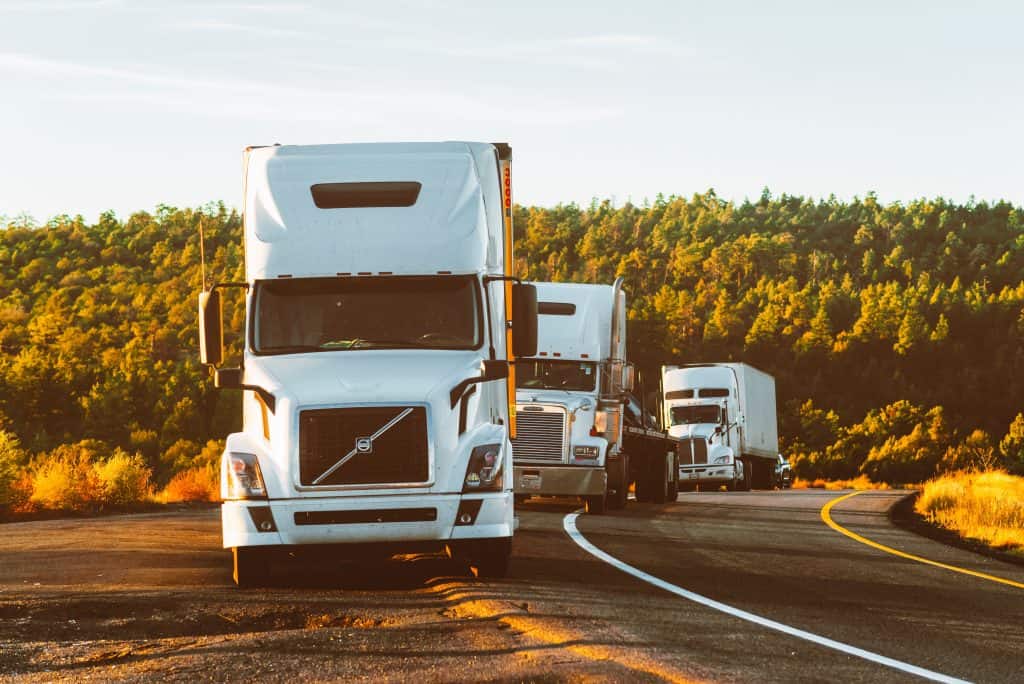 How to ship internationally with a shipping service