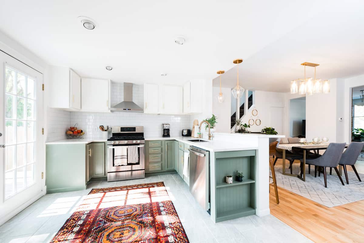 Why Should You Hire a Home Renovation Expert?